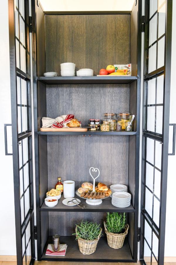 אולומוץ Herbarium Boutique Hotel מראה חיצוני תמונה