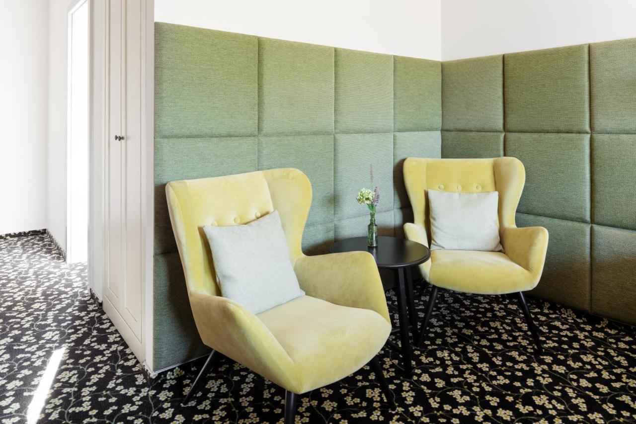 אולומוץ Herbarium Boutique Hotel מראה חיצוני תמונה